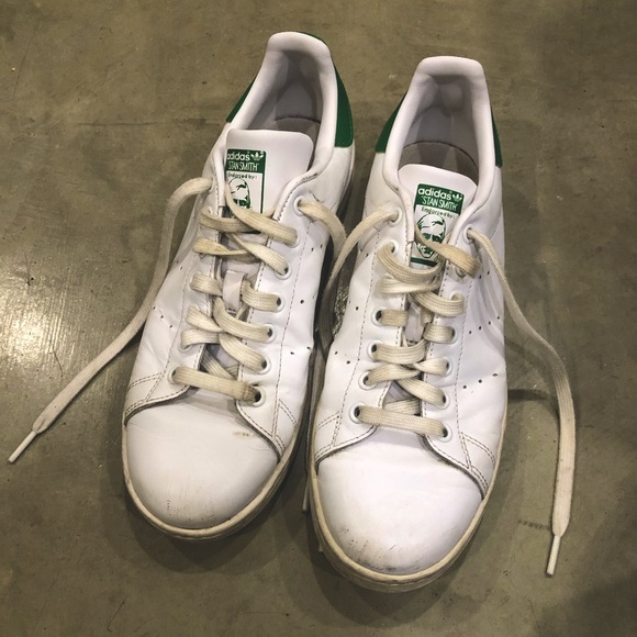 US Women’s 9 Classic Stan Smiths - Picture 1 of 5